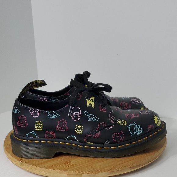 Dr. Martens x Hello Kitty Low Top Loafers 1461 HK+F Women's Size 10 - Picture 3 of 13